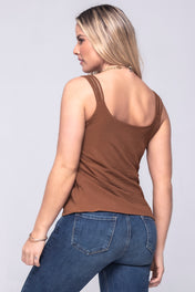 compra una blusa para combinar con jeans