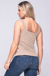 jeans levanta gluteos con blusa