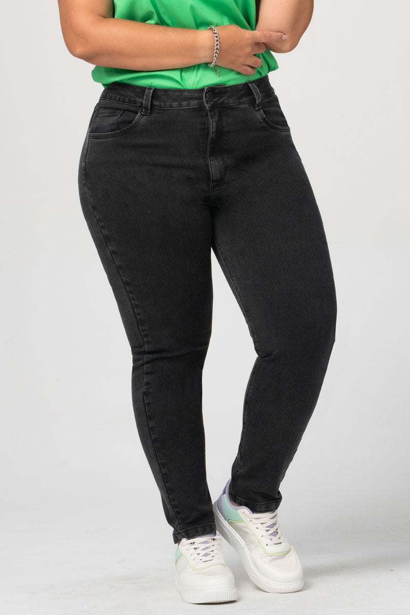 atuendos con jeans femeninos