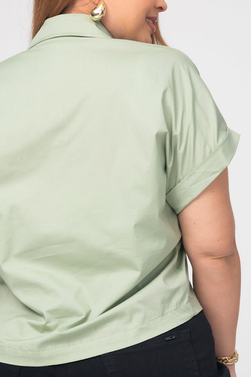 Blusa Corta Bolsillos Frontales con Detalles Gircone Marca Trucco´s Plus Size