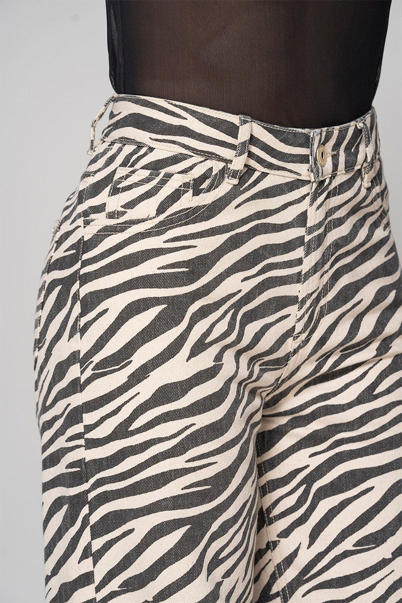 Jean Wide Leg Tiro Alto Animal Print Cebra Bota Semi Campana Marca Trucco´s