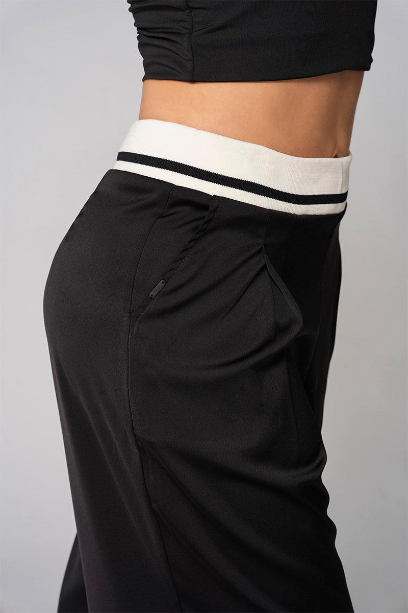 Pantalón Wide Leg Tiro Alto Pretina Deportiva Con Línea en Contraste Marca Trucco´s