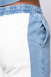 Set 2 Piezas en Bloque Denim Camisa de Cuello Pantalón Bota Recta Marca Trucco´s