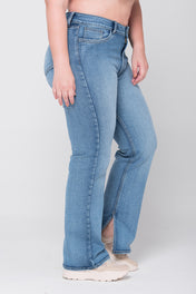 Jean Bora Recta Tiro Alto Abertura en Bota Marca Truccos Plus Size