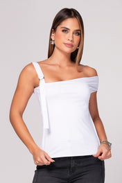 Blusa Escote Asimétrico Con Trabilla Marca Trucco´s