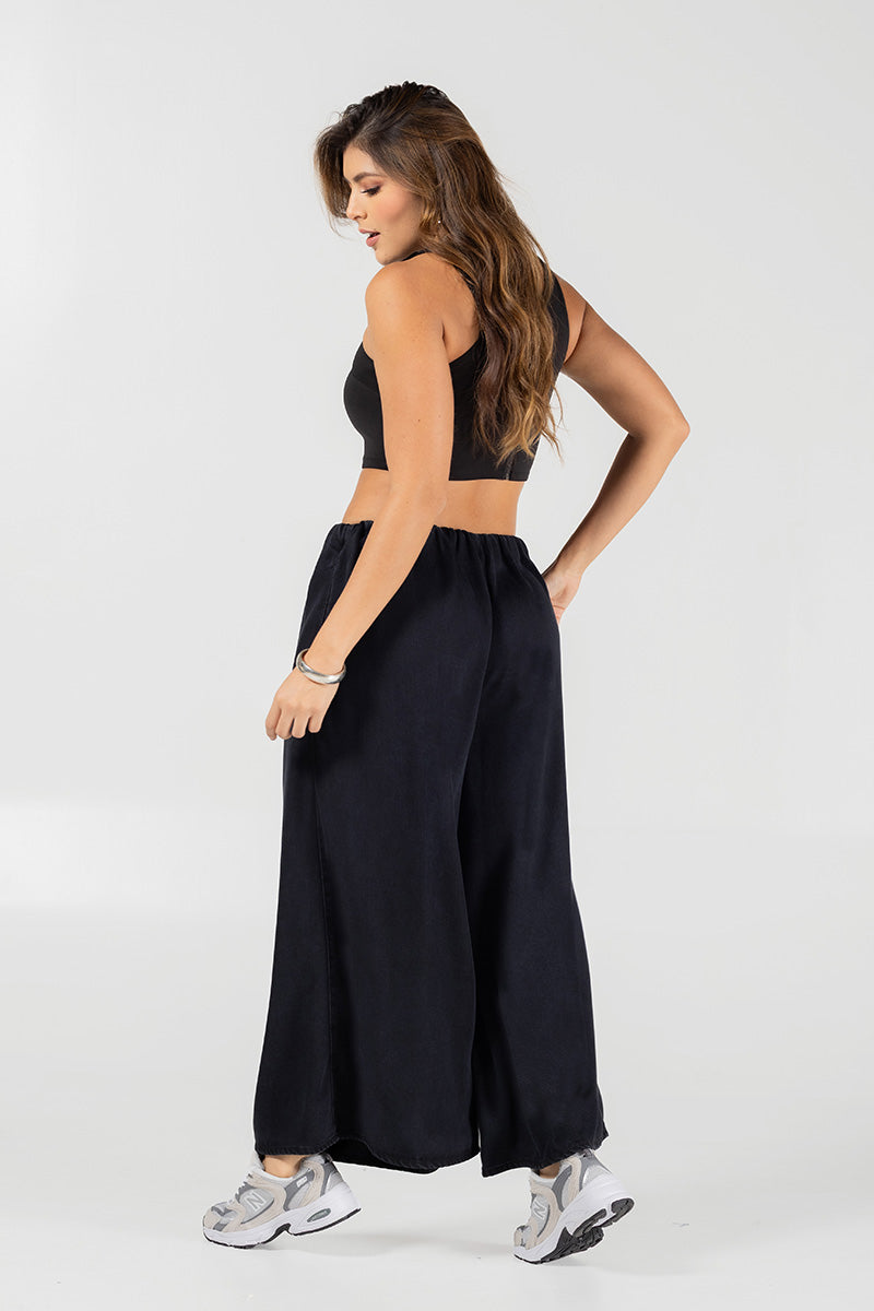 Pantalón Palazzo Fluido de Cintura Alta Marca Trucco´s