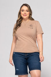Camiseta Básica con Estampado Punto Corazón Marca Trucco´s Plus Size