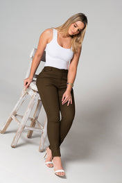 Jean Skinny Tiro Alto Silueta Estilizada y Versátil Marca Trucco´s