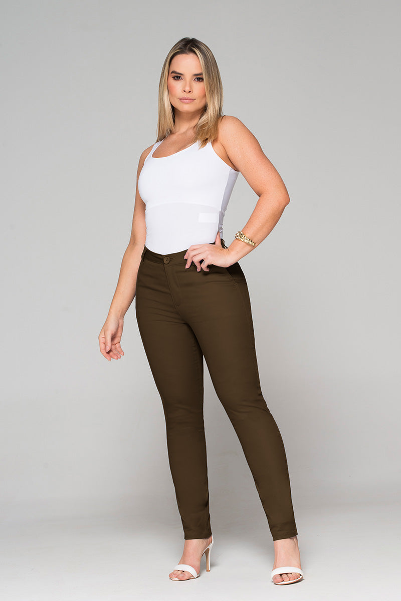 Jean Skinny Tiro Alto Silueta Estilizada y Versátil Marca Trucco´s