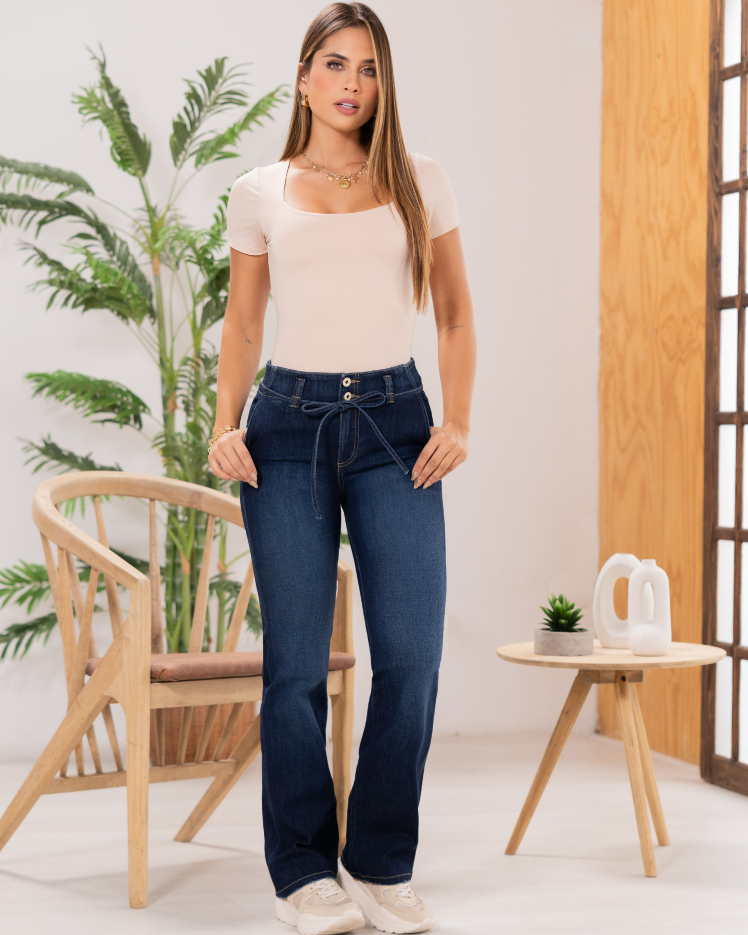 Jean Bota Recta Tiro Alta Sesgo a Tono Marca Trucco´s