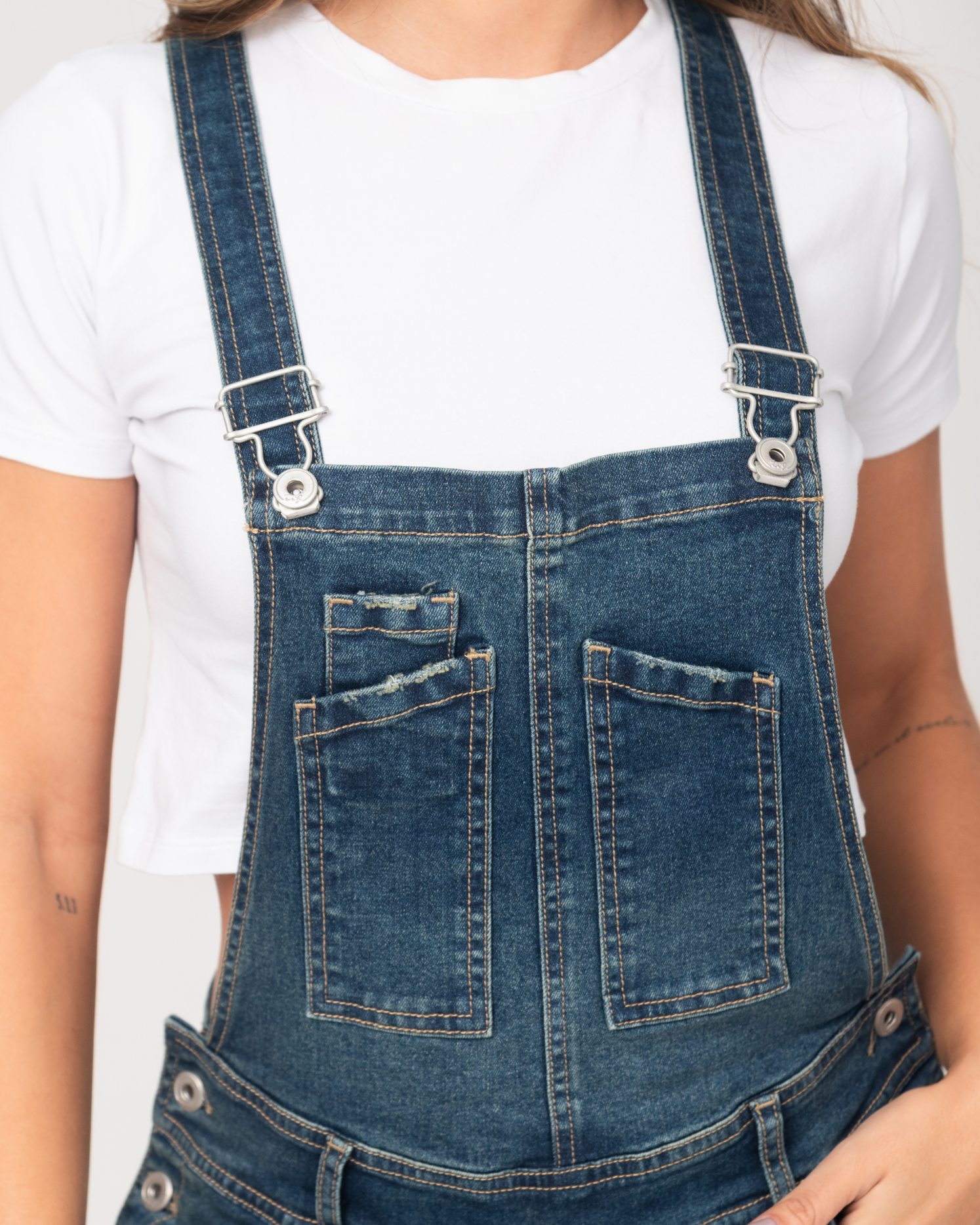 Overol Tipo Short Tapa Con Bolsillos Marca Trucco´s