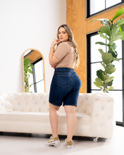 Short Tiro alto Con Desgaste Marca trucco´s Plus Size