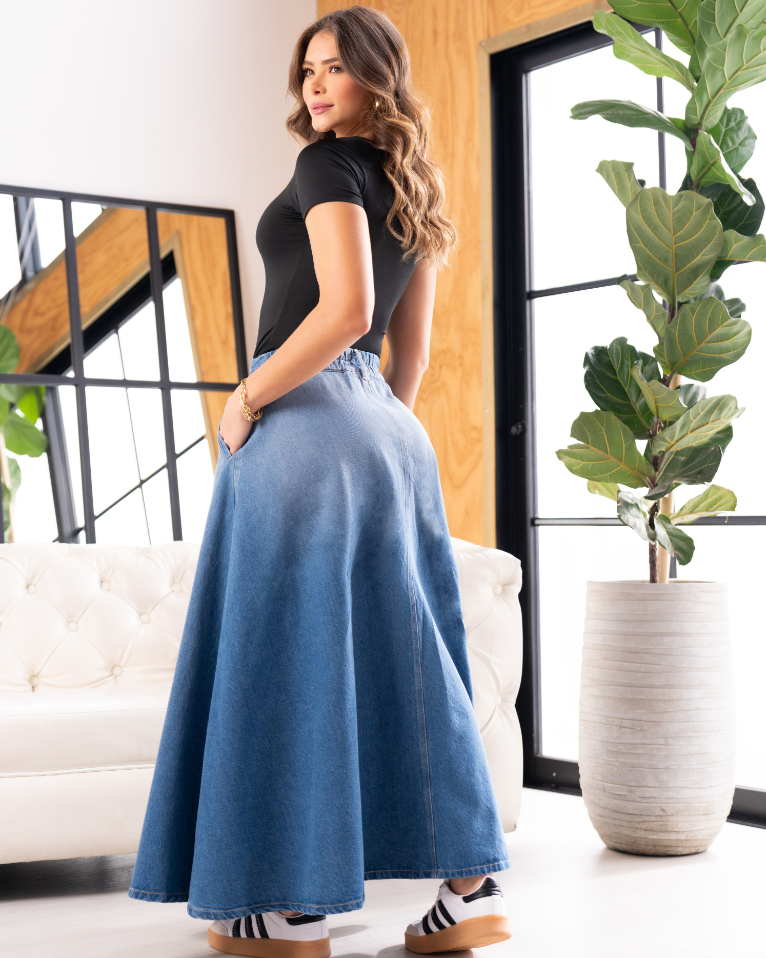 Falda Midi Denim Corte Campana Marca Trucco´s