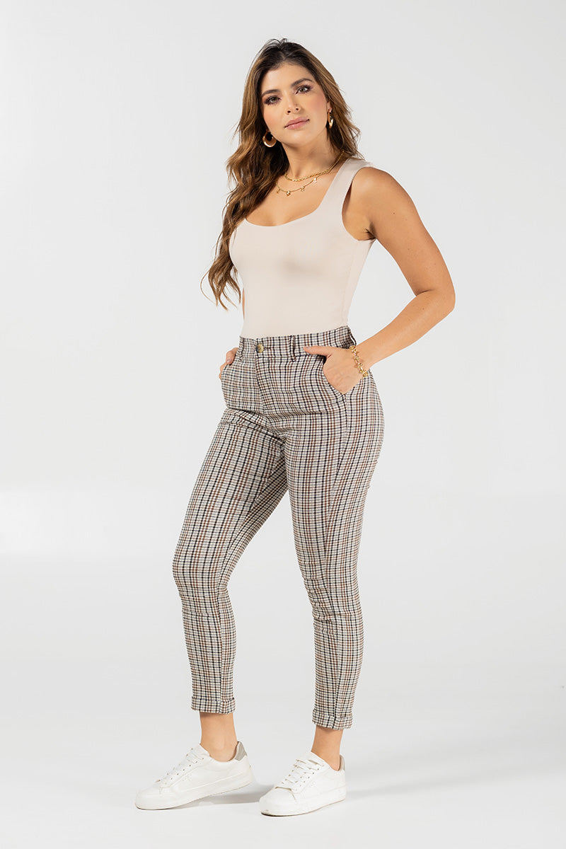 Pantalón Clásico Corte Recto Marca Trucco´s