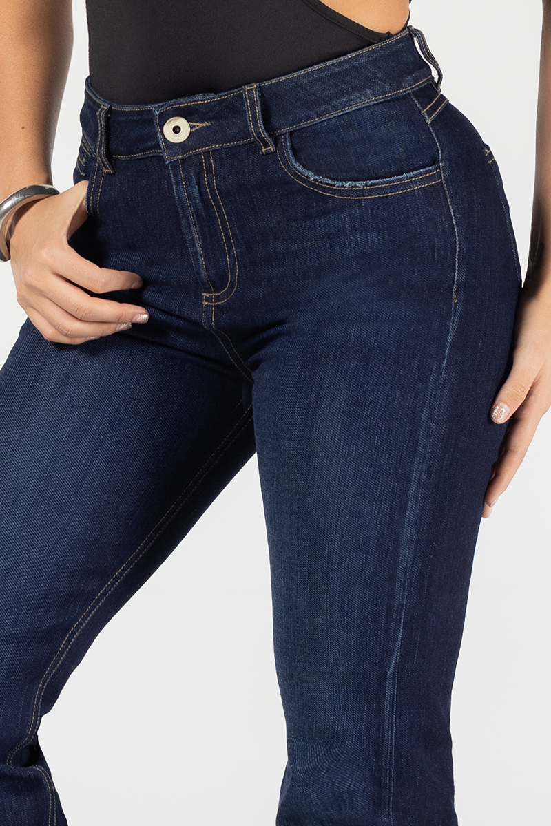 Jean Bota Recta Tiro Alto Slim Denim Azul Oscuro Marca Trucco´s