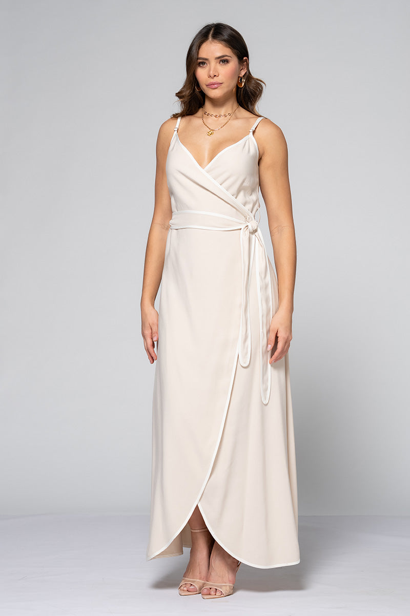 Vestido Midi Envolvente Satinado Marca Trucco´s