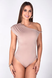 Body Asimétrico con Detalle en hombro Marca Trucco´s