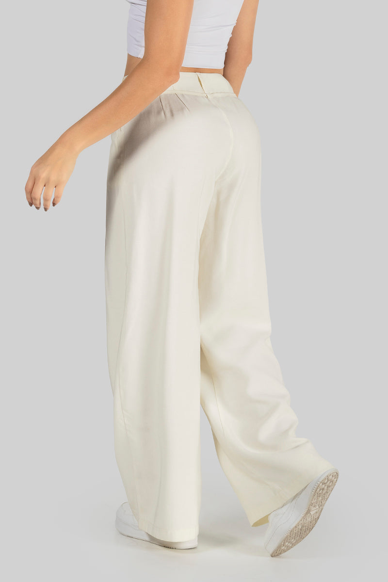Pantalón Wide Leg de Corte Alto y Caída Fluida, Versátil para Día y Noche Marca Trucco´s