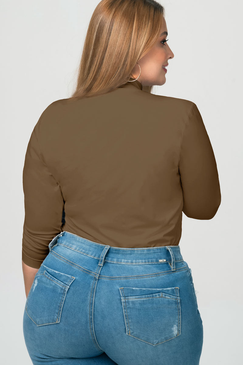 blusa femenina con pantalón de jean