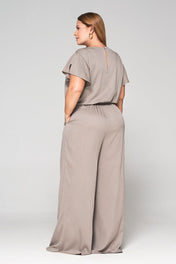 Enterizo Largo Wide Leg Escote Cruzado Manga en Vuelo Marca Trucco´s Pluse Size