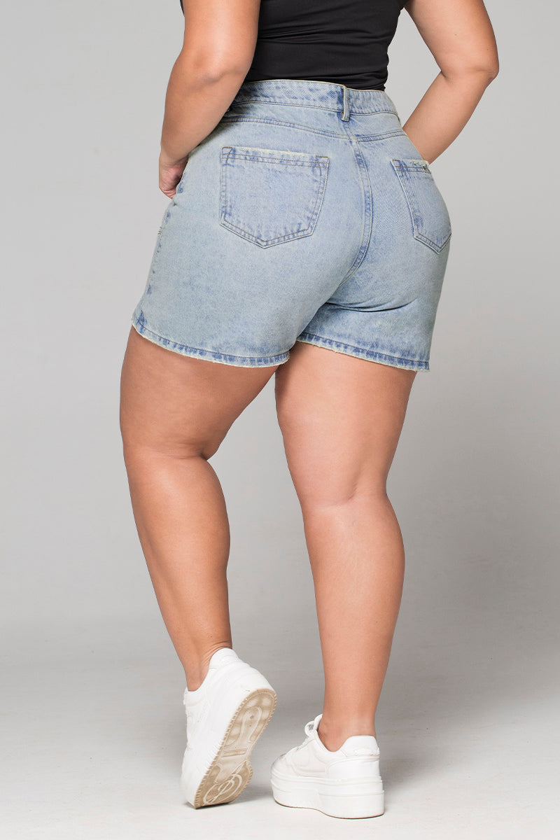 Short Tiro Alto Rígido 5 bolsillos Detalle con costura sobrepuesta Marca Trucco´s Plus Size