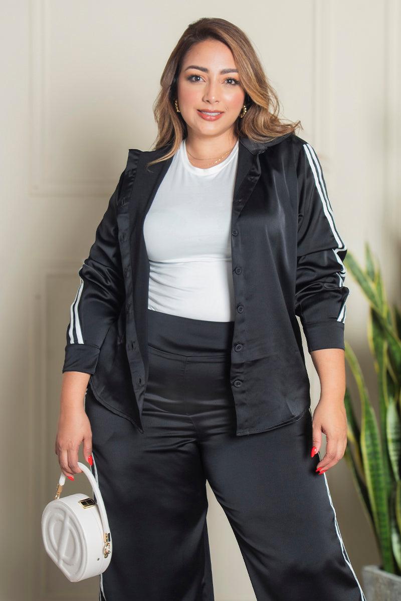 Set de 2 piezas Satinado Rayas laterales Pantalón Tiro Alto Camisa Manga larga Marca Trucco´s Plus Size