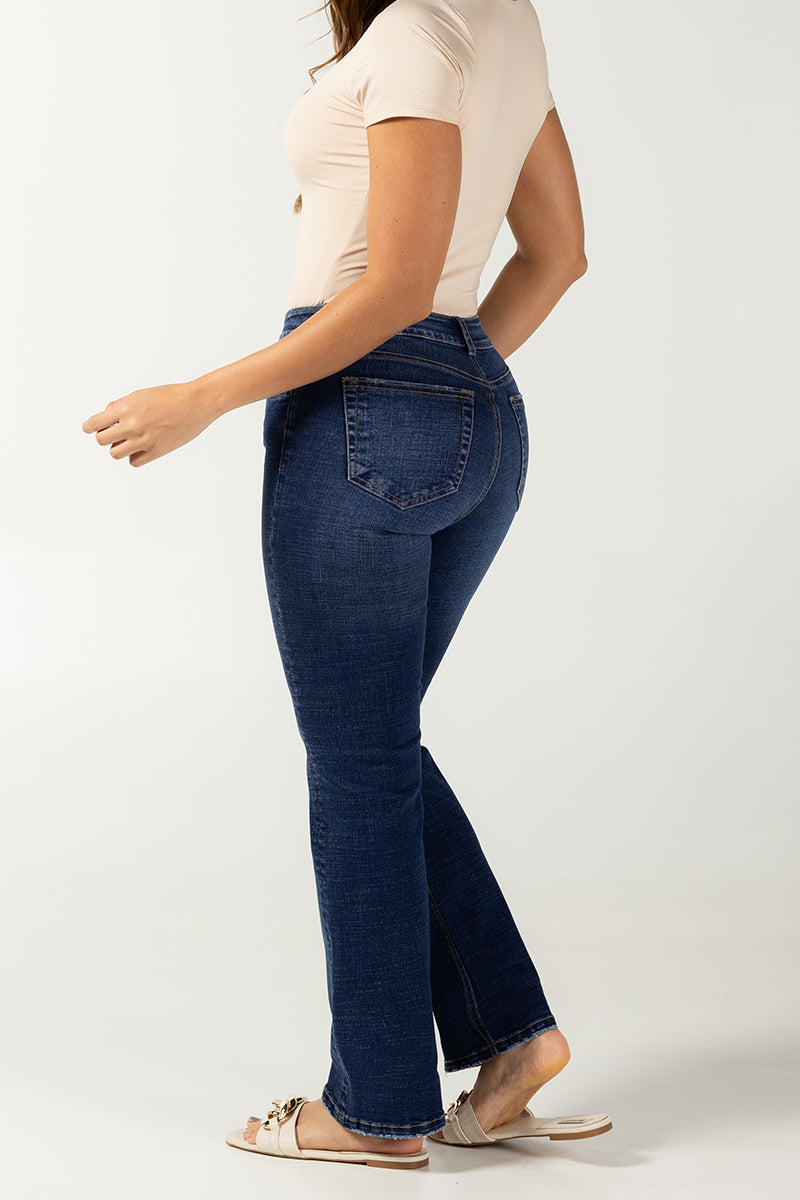 Jean Bota Recta Azul Medio Marca Trucco´s