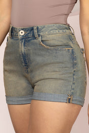 Short Tiro Alto Elegancia Urbana y Cintura Definida Marca Trucco´s