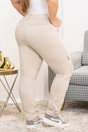 Pantalón Cargo Tiro Alto Bota Recta Con Charretera Marca Trucco´s Plus Size