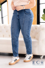 Jean Mom Fit Tiro Alto Venas Frontales Marca Trucco´s Plus Size