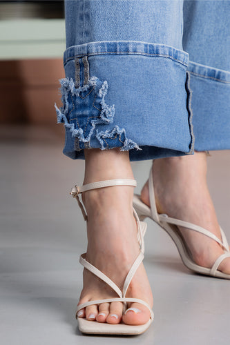 Jean Bota Recta en Algodón, Poliéster y Elastano Marca Trucco's - 6