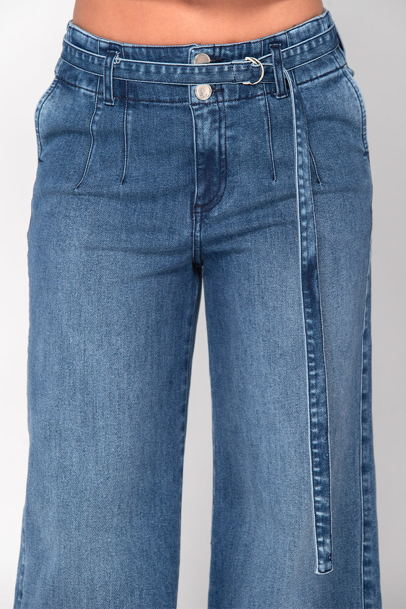 Jean Wide Leg tiro alto en Azul Oscuro Marca Trucco´s