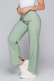 Pantalón Wide Leg Tiro Alto Con Pinzas y Abertura en Bota Marca Trucco´s