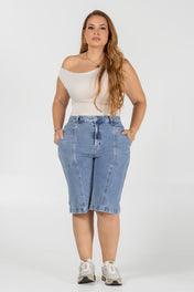 Bermunda  Tiro Alto con Cortes Laterales Marca Trucco´s Plus Size