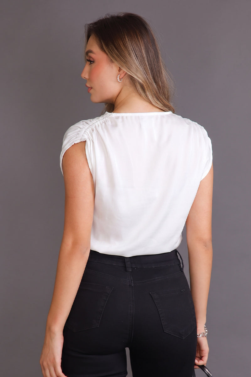 Blusa Manga Sisa en Rayon y Poliester Marca Trucco's