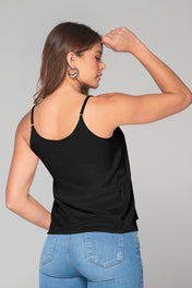 Blusa En Satín con Tiras Ajustables Marca Trucco´s