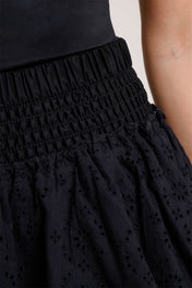 Falda Corta en Algodón Marca Trucco's