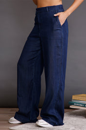 Pantalón Bota Recta en Liocel, Rayon y Poliester Marca Trucco's