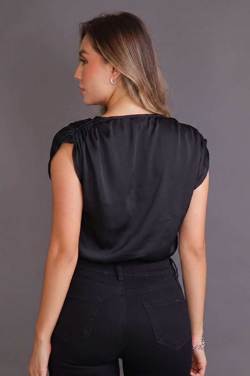 Blusa Manga Sisa en Rayon y Poliester Marca Trucco's