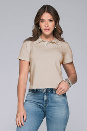 Camiseta Tipo Polo Con Detalle de Taches en Cuello Marca Trucco´s