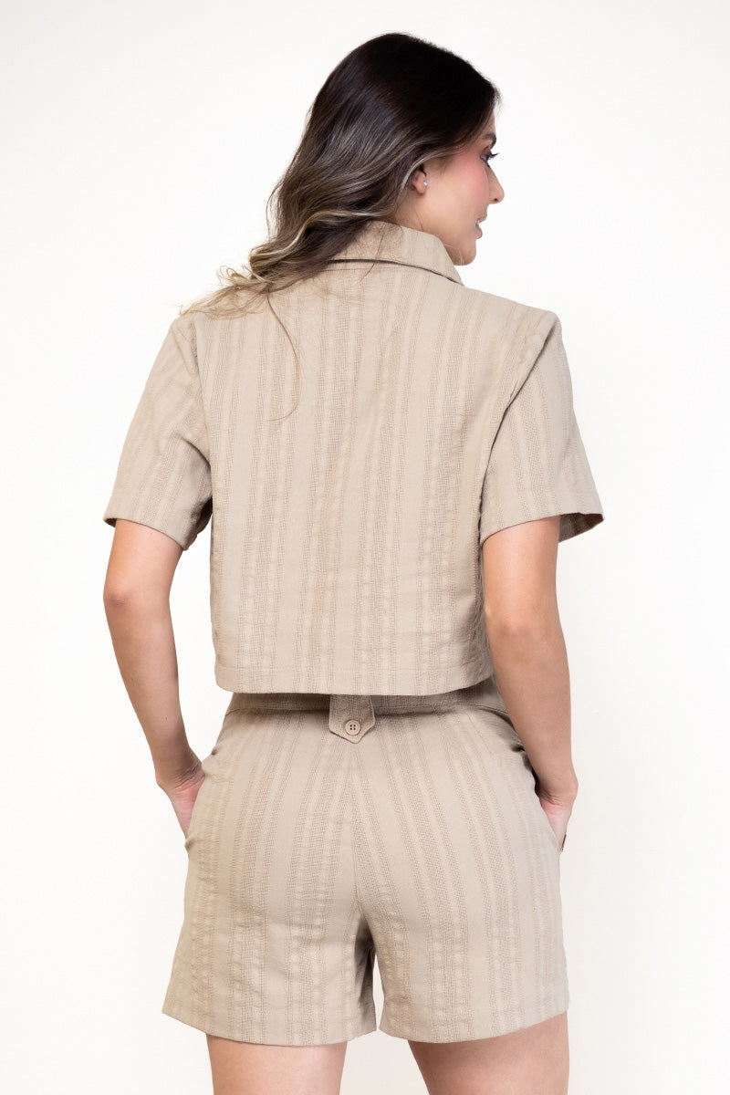 Set 2 Piezas Short Pasadores Tipo Charretera Camisa Corta Marca Trucco´s