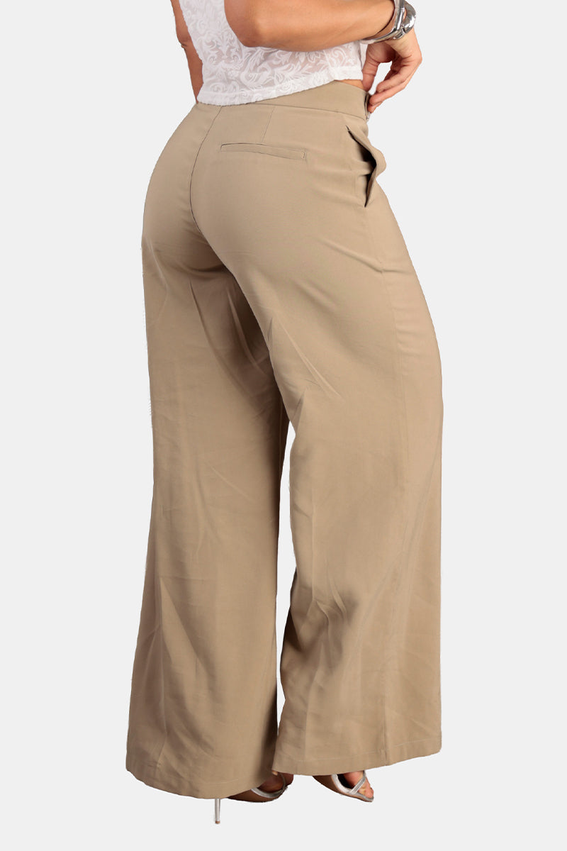 Pantalón Bota Recta en Rayón y Poliéster Marca Trucco's