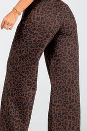 Jean Wide Leg Café Marca Trucco's
