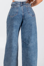 Jean Barrel Azul Medio Marca Trucco's