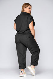 Set 2 Piezas Pantalón Tipo Jogger Camisa Tipo Cargo Detalle de pliegues en Mangas Marca Trucco´s Plus Size