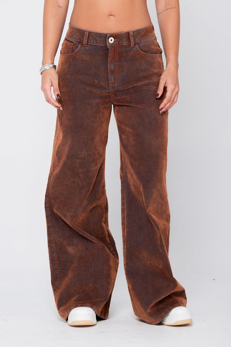 Jean Wide Lega Tiro Alto Efecto Velvet Marca Trucco´s