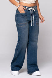 Jean Wide Leg Tiro Alto Pretina de anudar con Ojalete Marca Trucco´s