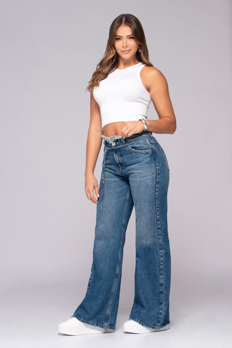 Jean Wide Leg Tiro Alto Pretina Desflecada de anudar Marca Trucco´s