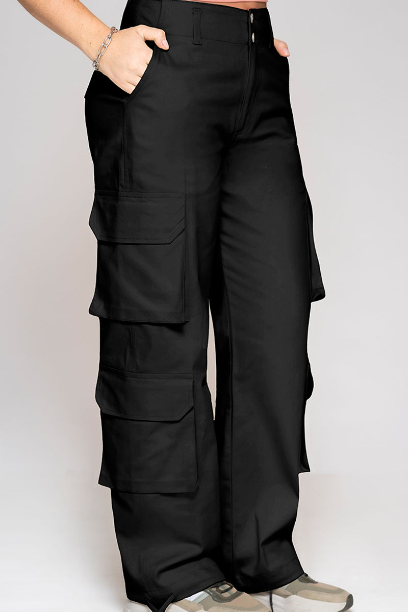 pantalon negro tiro alto estilo cargo