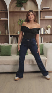 Jean Semicampana Cintura Alta Fit Chic Azul Oscuro Marca Trucco´s